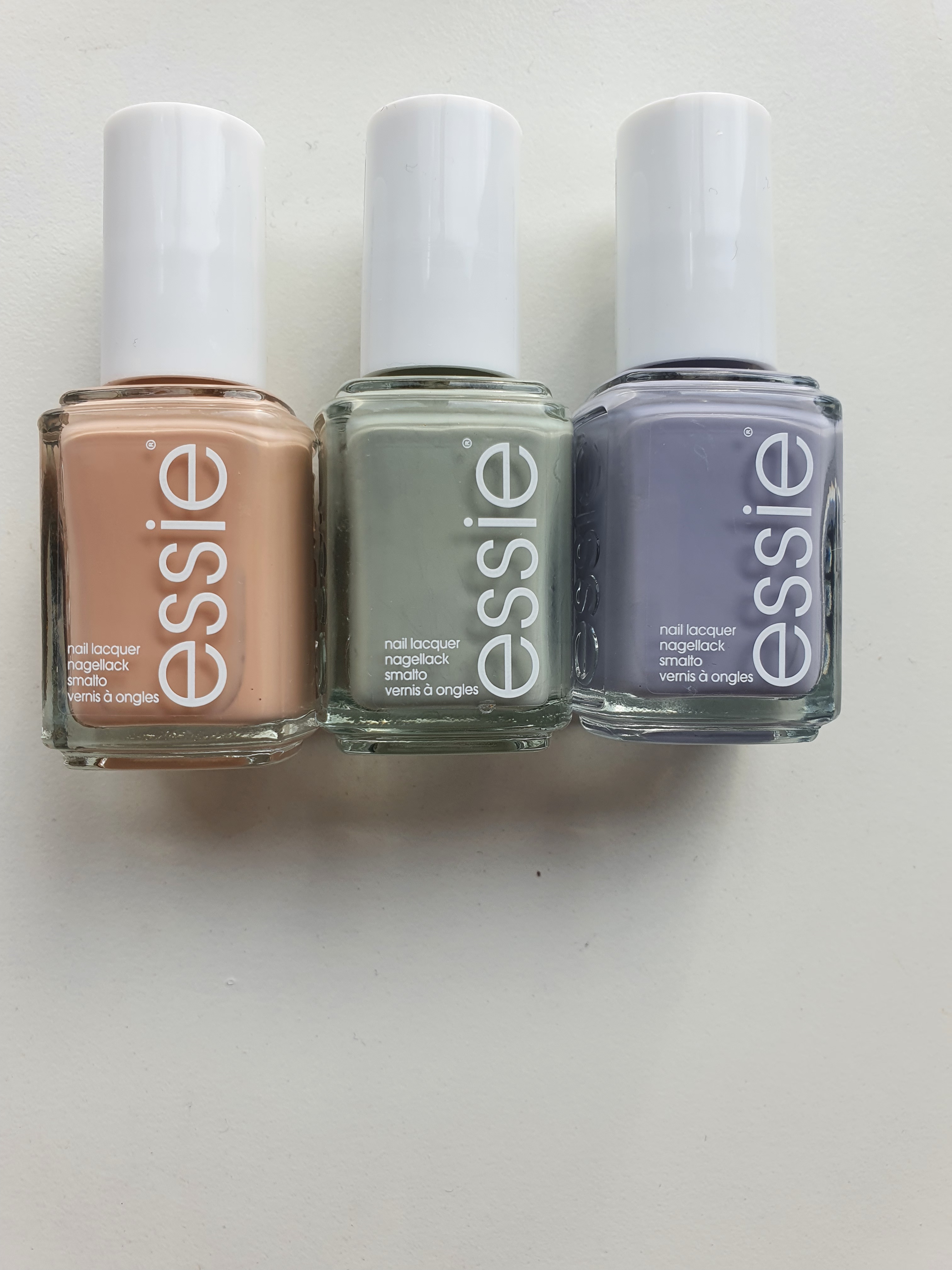 Review: Essie collection yourself in – beleaf